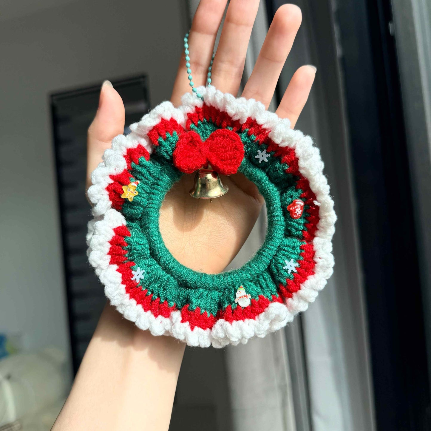 Crochet Christmas Wreath Ornament with Bell