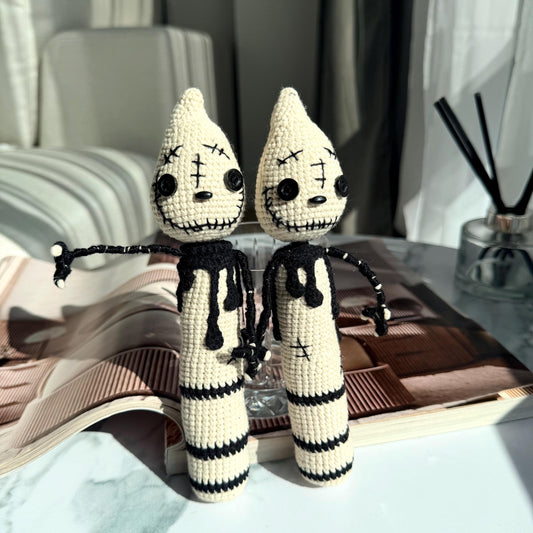 Creepy Crochet Candle Doll – Halloween Ghost Plushie Decor